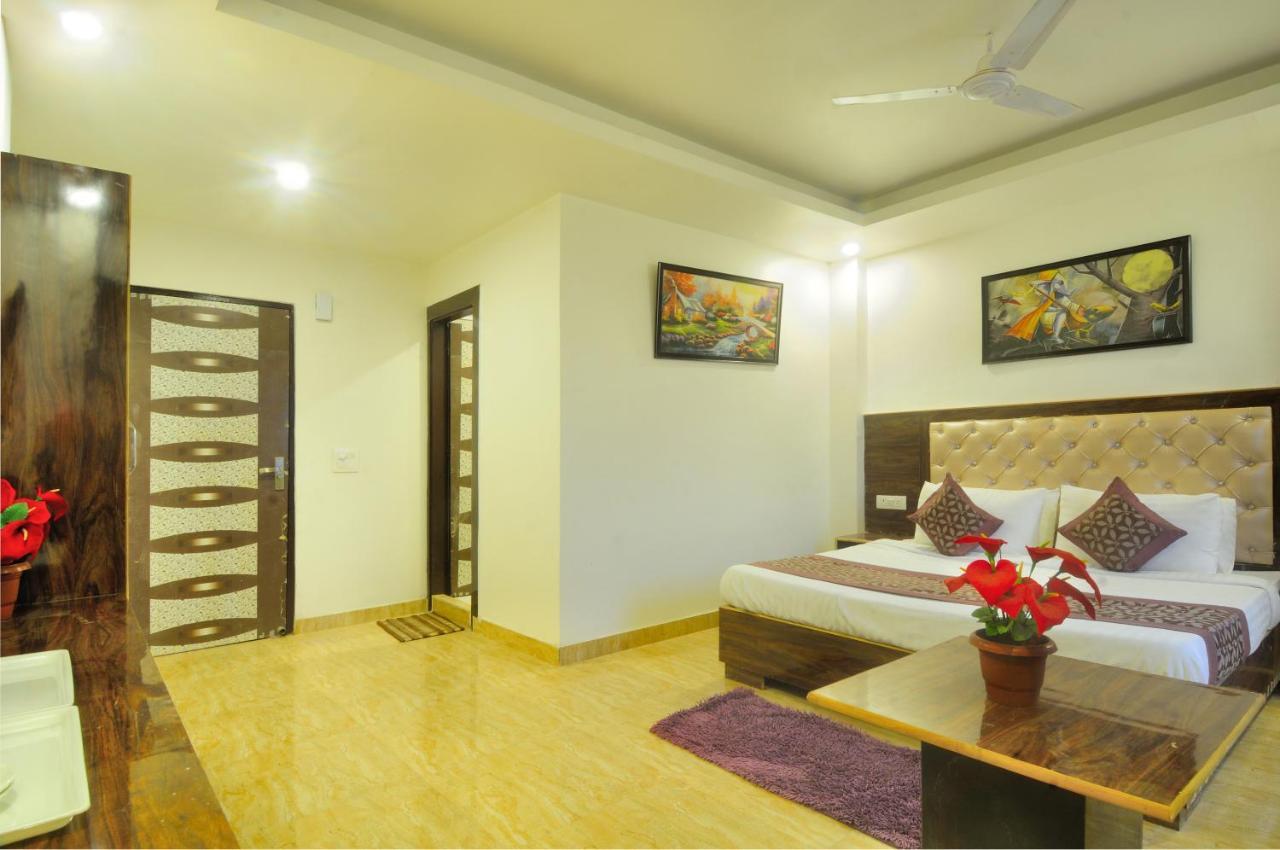 Hotel Noida Delight Exterior foto